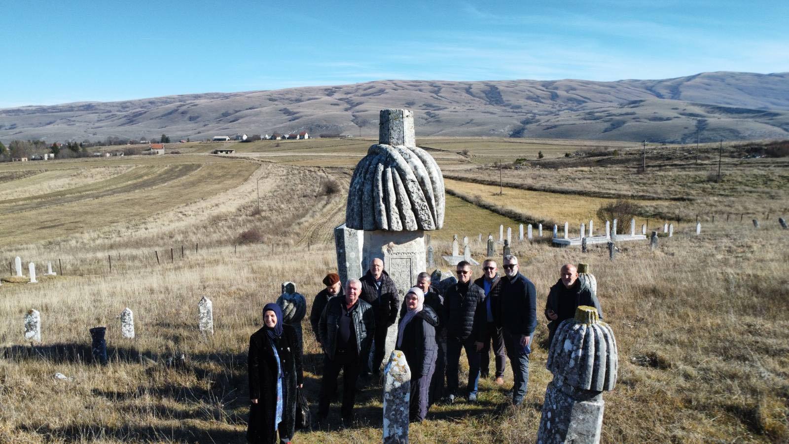 ČLANOVI ODBORA UDRUŽENJA ILMIJJE BUGOJNO U POSJETI KUPRESU, LIVNU I GLAMOČU