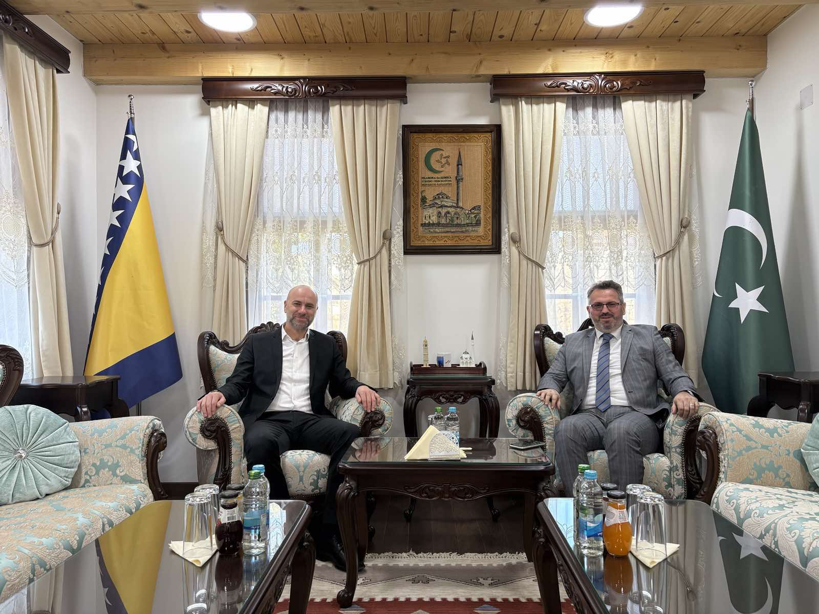 GLAVNI IMAM MEŽLISA IZ JAJCE POSJETIO PREDSJEDNIKA UDRUŽENJA ILMIJJE