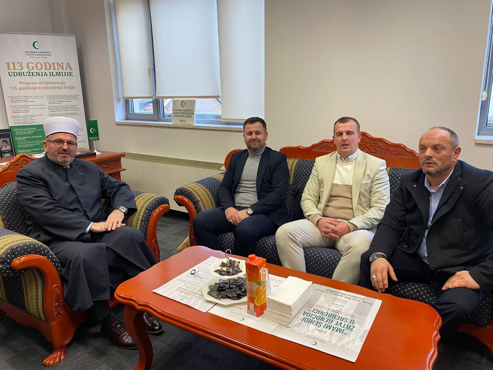 RUKOVODILAC SLUŽBE ZA VJERSKE POSLOVE I OBRAZOVANJE MUFTIJSTVA BANJALUČKOG I GLAVNI IMAM MIZ BOSANSKI BROD POSJETILI PREDSJEDNIKA UDRUŽENJA ILMIJJE
