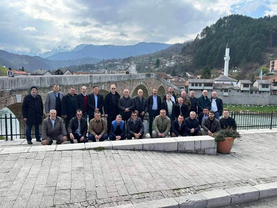 UDRUŽENJE ILMIJJE CAZIN U DVODNEVNOJ POSJETI KONJICU I MOSTARU