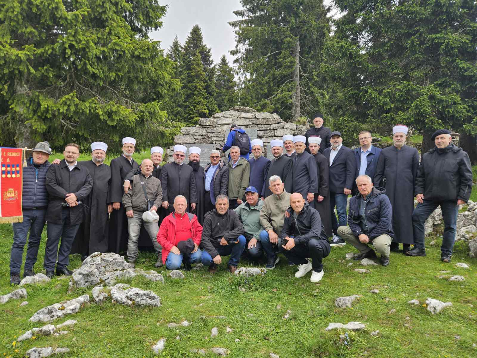 DELEGACIJA UDRUŽENJA ILMIJJE UČESTVOVALA U OBILJEŽAVANJU 110. GODIŠNJICE BITKE NA MONTE MELETTI I DVIJE DECENIJE MEMORIJALA U LOGU POD MANGARTOM